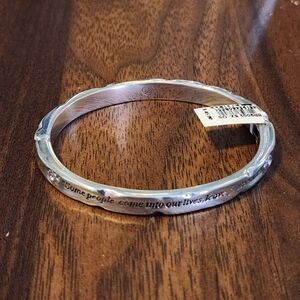BRIGHTON bangle bracelet, hinge SILVER FOOTPRINTS NEW
